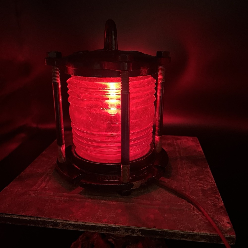 Vintage GE Cast Iron Marine Navigation Ship Light Red Fresnel Lens 9-8-0335-1 - Picture 12 of 16